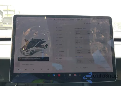 2021 Tesla Model 3 Standard Range Plus Rear-Wheel Drive from USA, damaged, VIN 5YJ3E1EA0MF030239